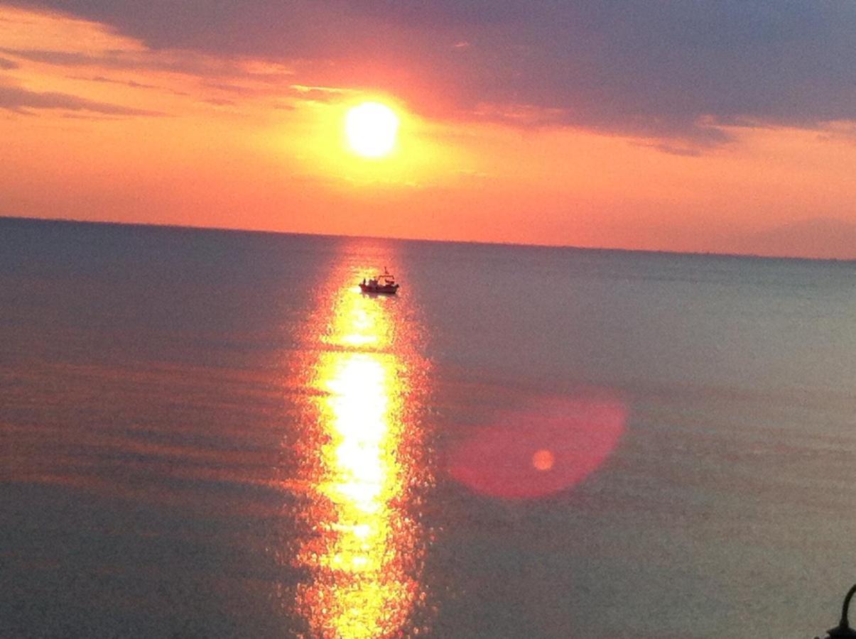 Houseloft Grand Sunset Siviri Beach Esterno foto